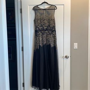 Tahari Black and Gold Tulle Ballgown, Size 14